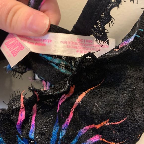 💎💕NWOT PINK by Victorias Secret Zebra Rainbow Stripe Fringe Bra - Picture 2 of 7